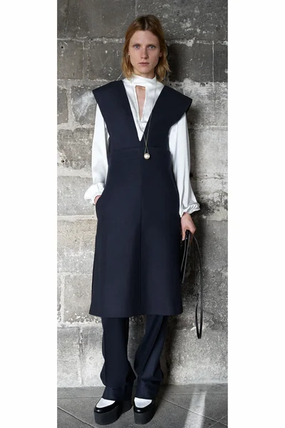 Look 25